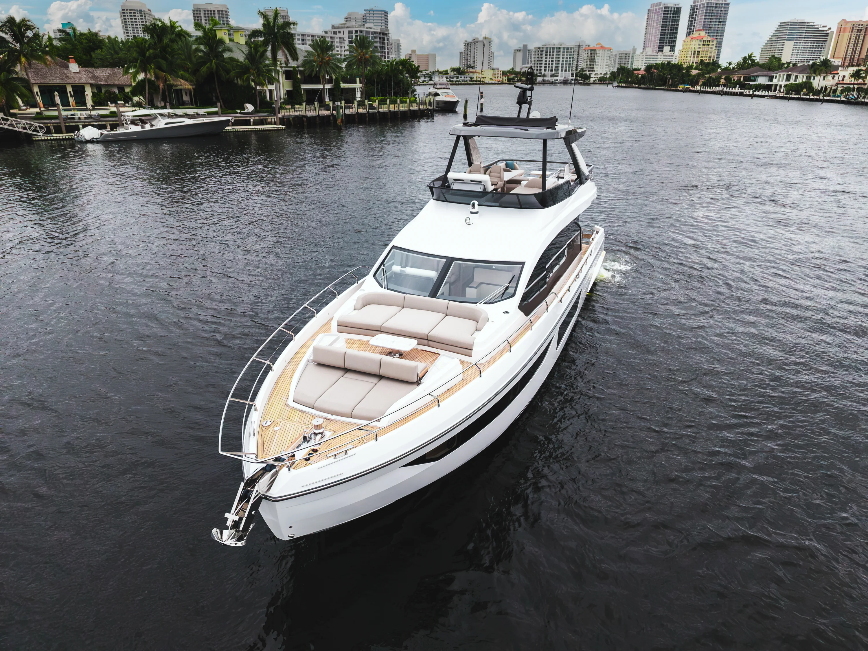 2025 Azimut Fly 68 Image Thumbnail #13