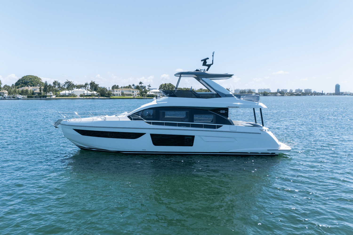 2025 Azimut Fly 68 Image Thumbnail #7