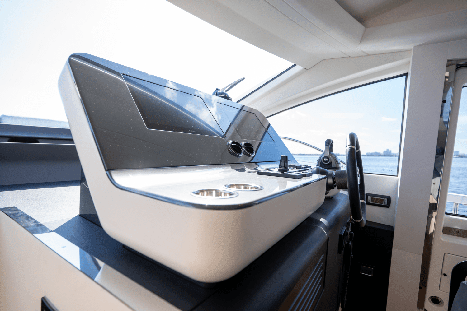 2025 Azimut Fly 68 Image Thumbnail #47