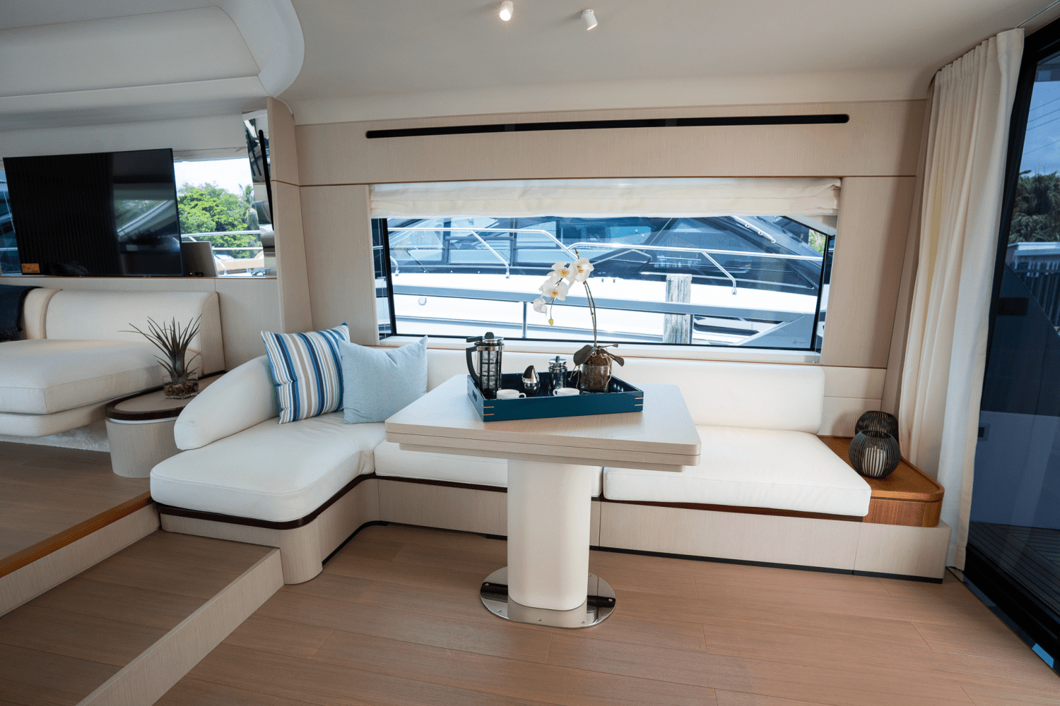 2025 Azimut Fly 68 Image Thumbnail #15