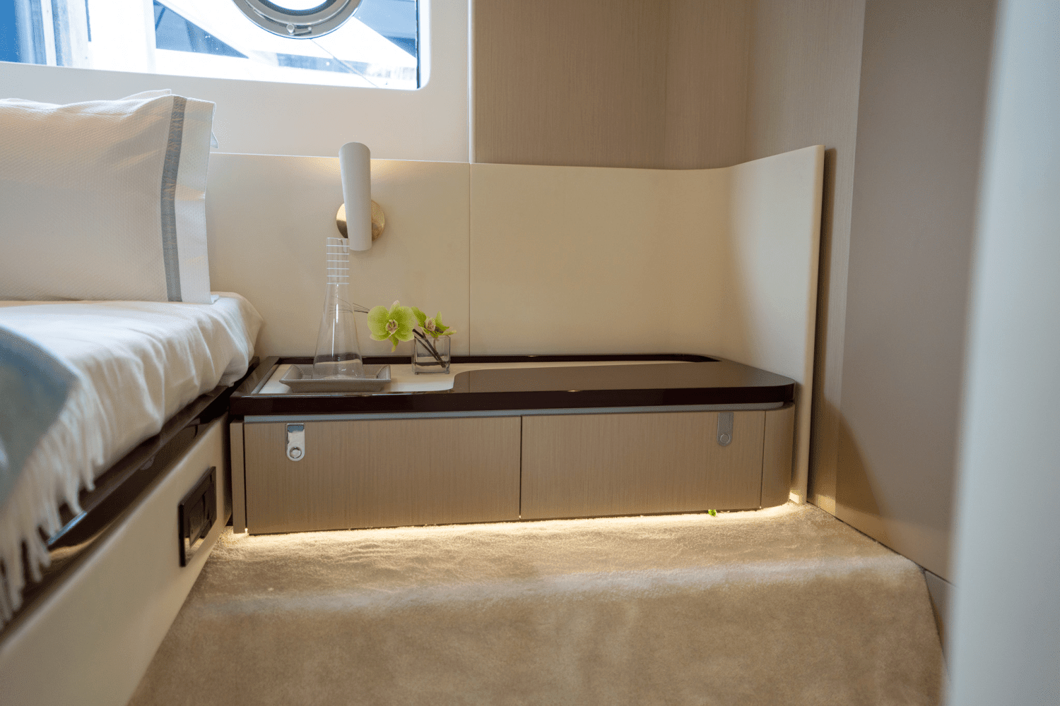 2025 Azimut Fly 68 Image Thumbnail #40