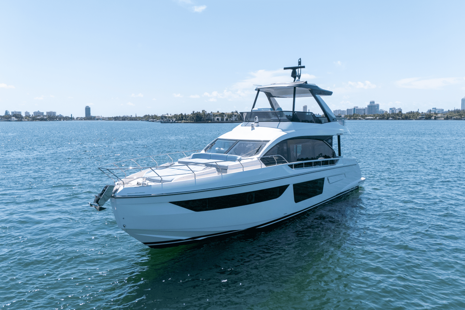 2025 Azimut Fly 68 Image Thumbnail #6