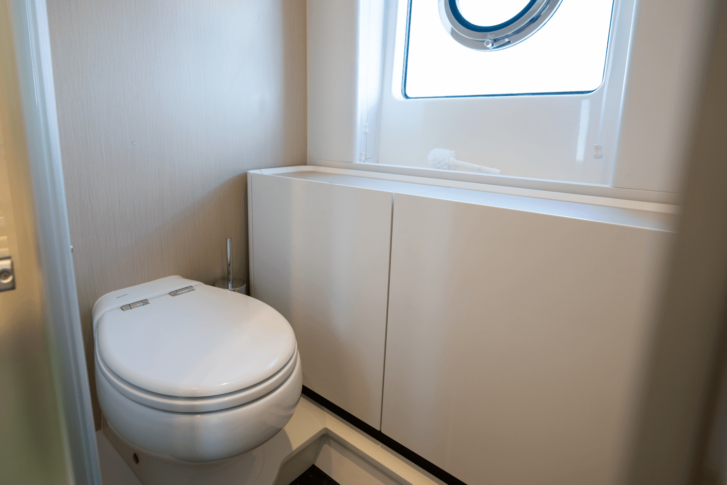 2025 Azimut Fly 68 Image Thumbnail #36