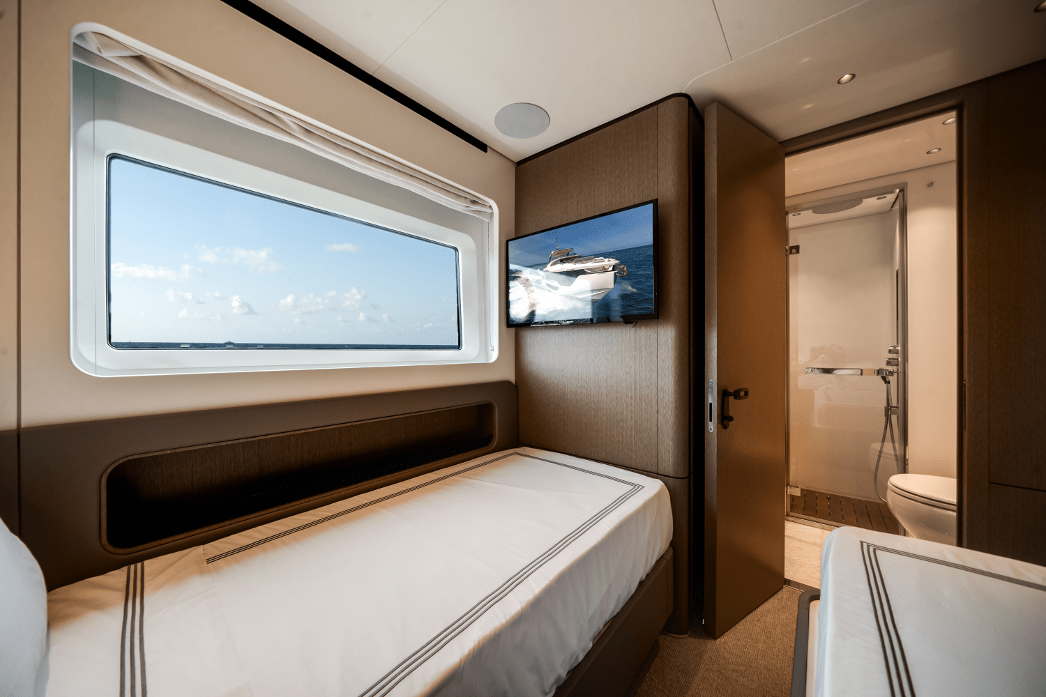 2025 Azimut
                                                             Grande 26 Metri Image Thumbnail #66