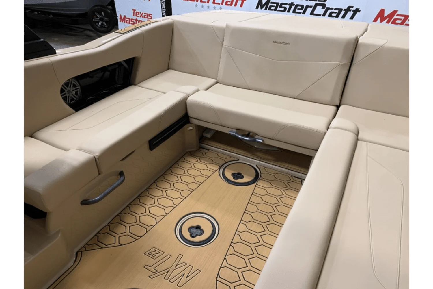 2023 Mastercraft NXT22 Image Thumbnail #6