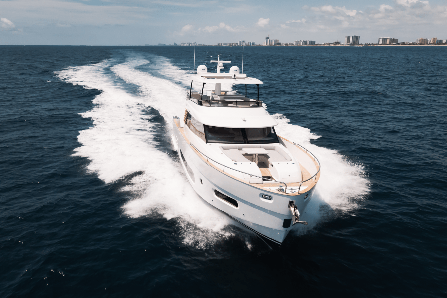 2024 Azimut
                                                             Magellano 66 Image Thumbnail #85
