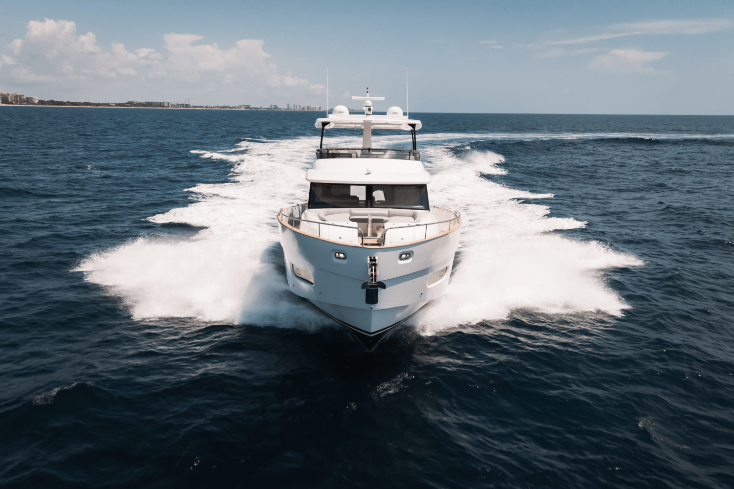2024 Azimut
                                                             Magellano 66 Image Thumbnail #3