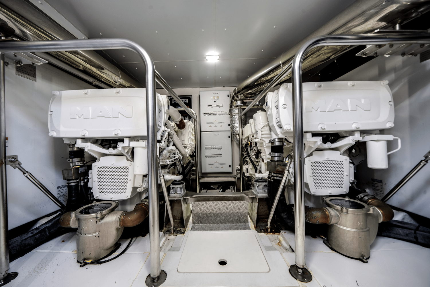 2024 Azimut
                                                             Magellano 66 Image Thumbnail #64
