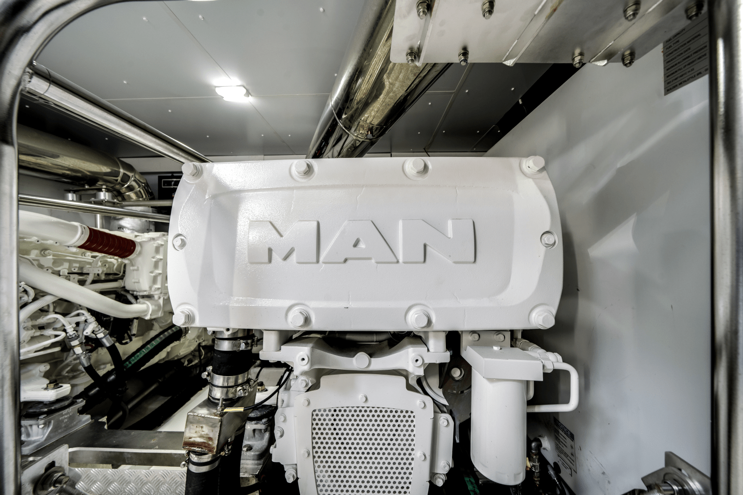 2024 Azimut
                                                             Magellano 66 Image Thumbnail #68