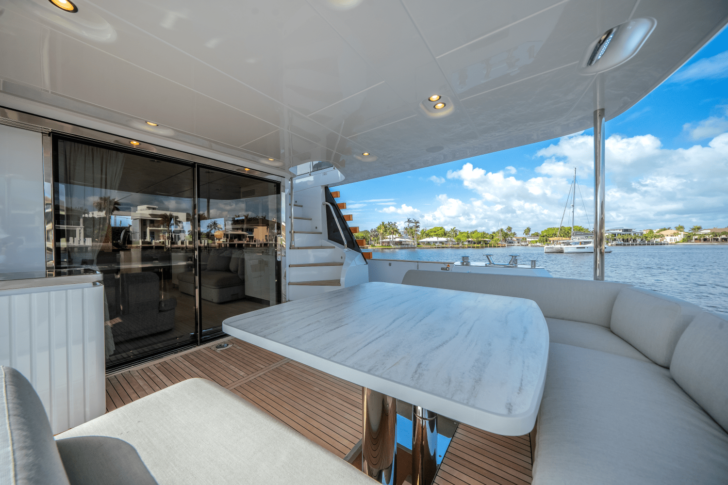 2024 Azimut
                                                             Magellano 66 Image Thumbnail #9