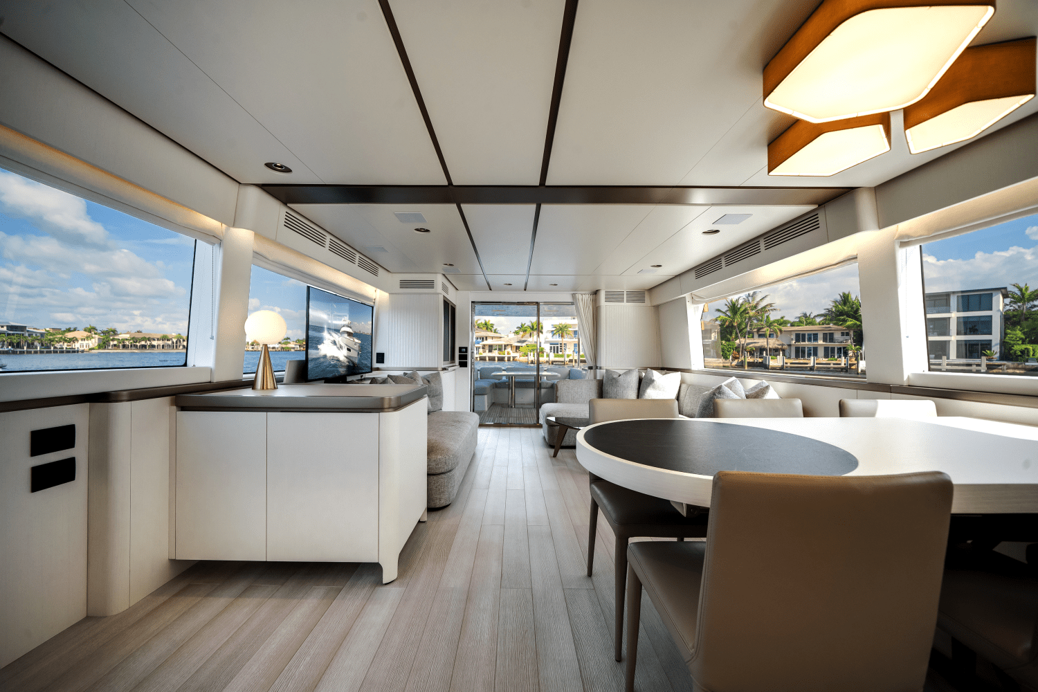 2024 Azimut
                                                             Magellano 66 Image Thumbnail #15