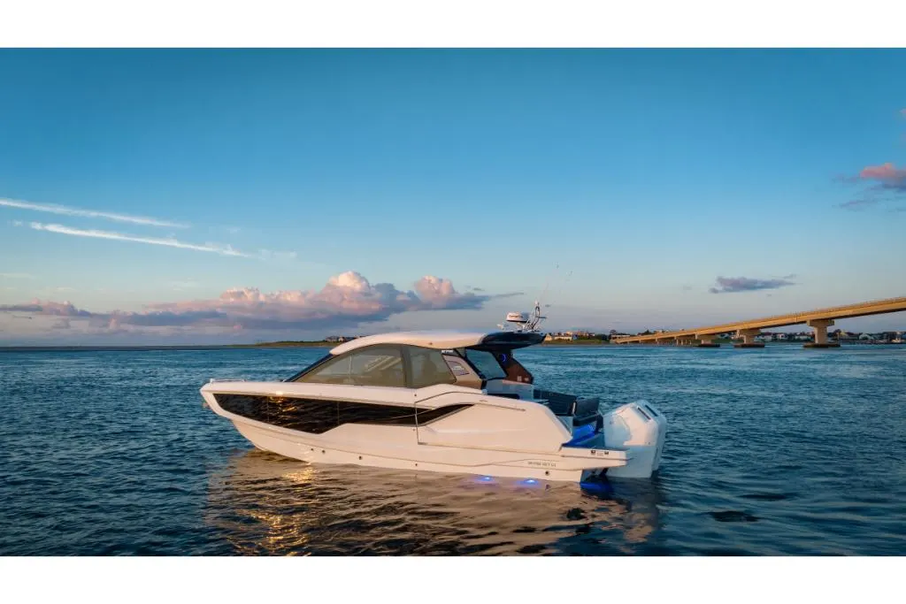 2023 Galeon
                                                             375 GTO Image Thumbnail #4