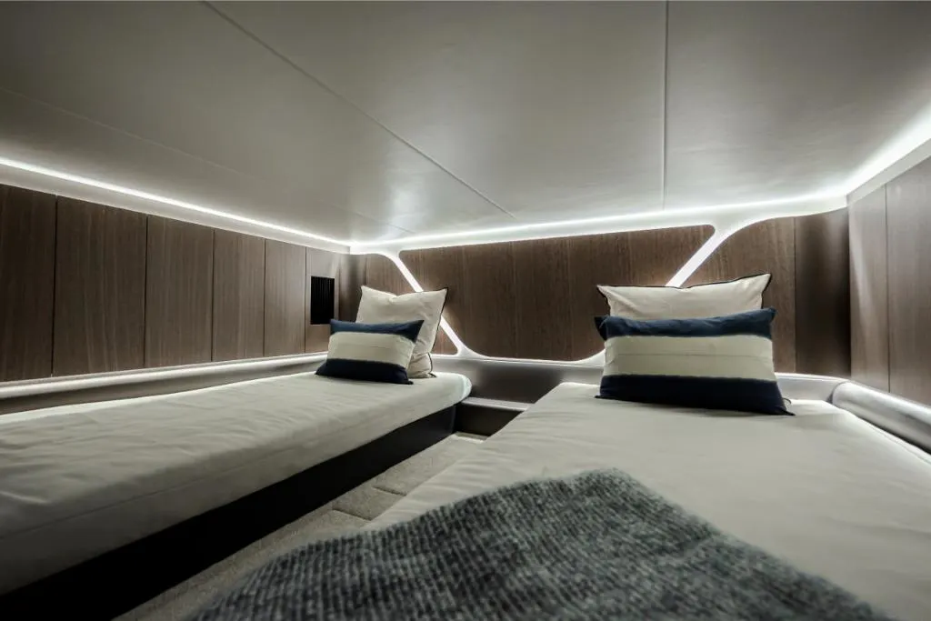 2023 Galeon
                                                             375 GTO Image Thumbnail #22
