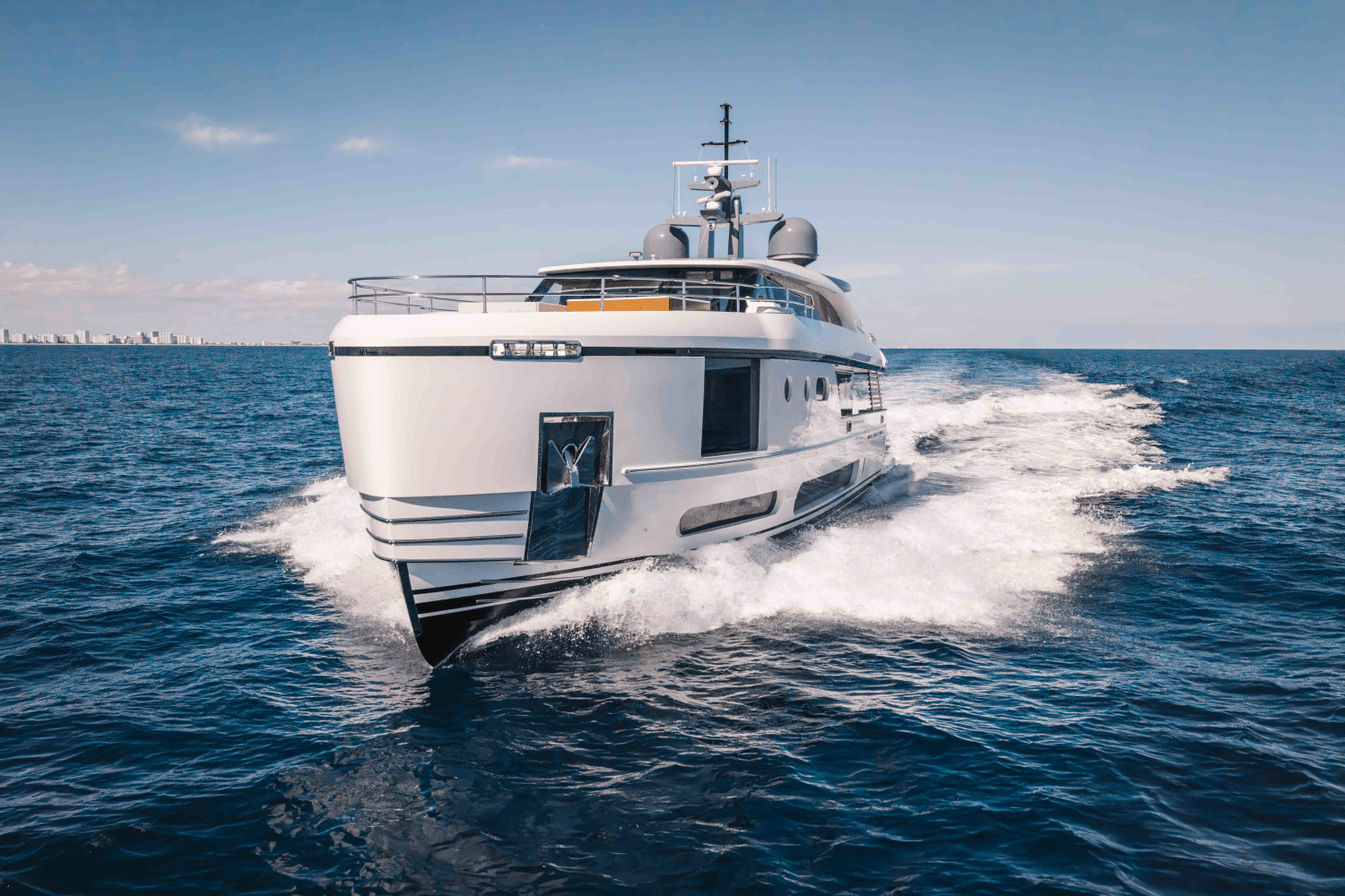 2025 Azimut Magellano 30 Metri Image Thumbnail #2