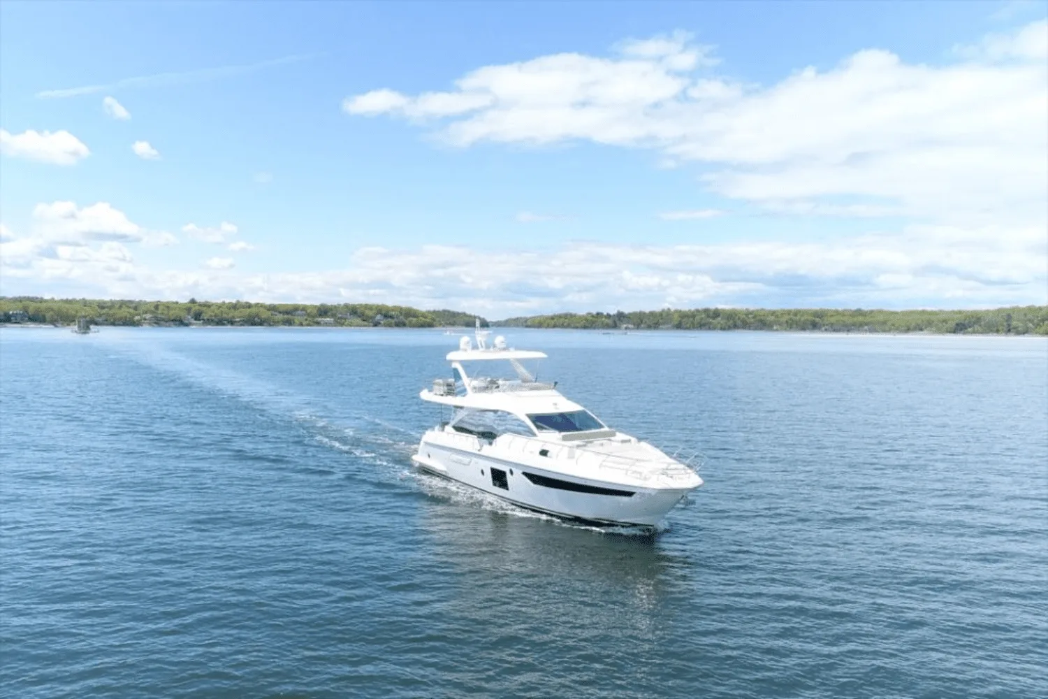 2023 Azimut
                                                             Fly 72 Image Thumbnail #3