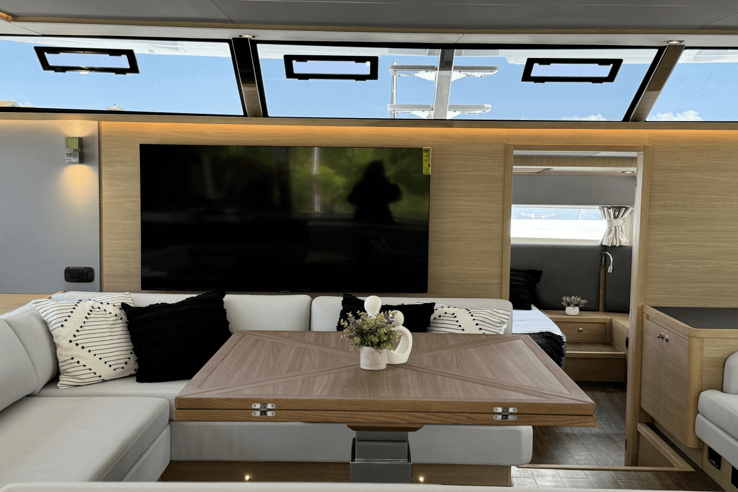 2024 Aquila
                                                             54 Yacht Image Thumbnail #56