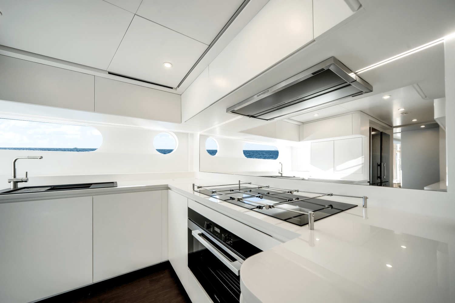 2026 Azimut Magellano 30M Image Thumbnail #54