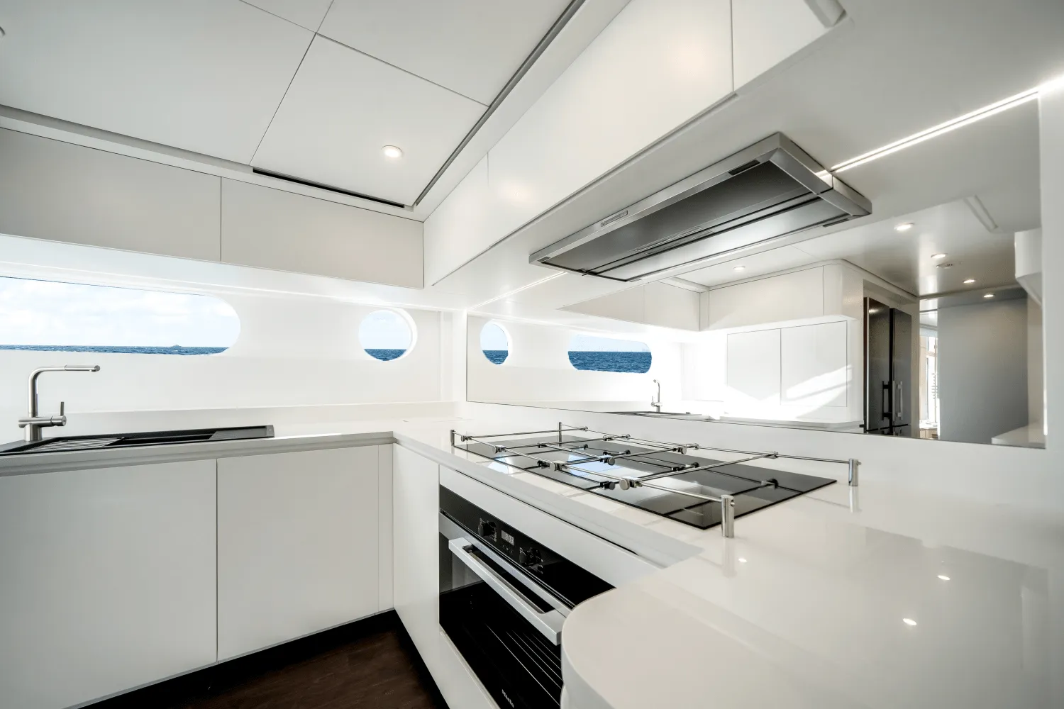 2026 Azimut Magellano 30M Image Thumbnail #54