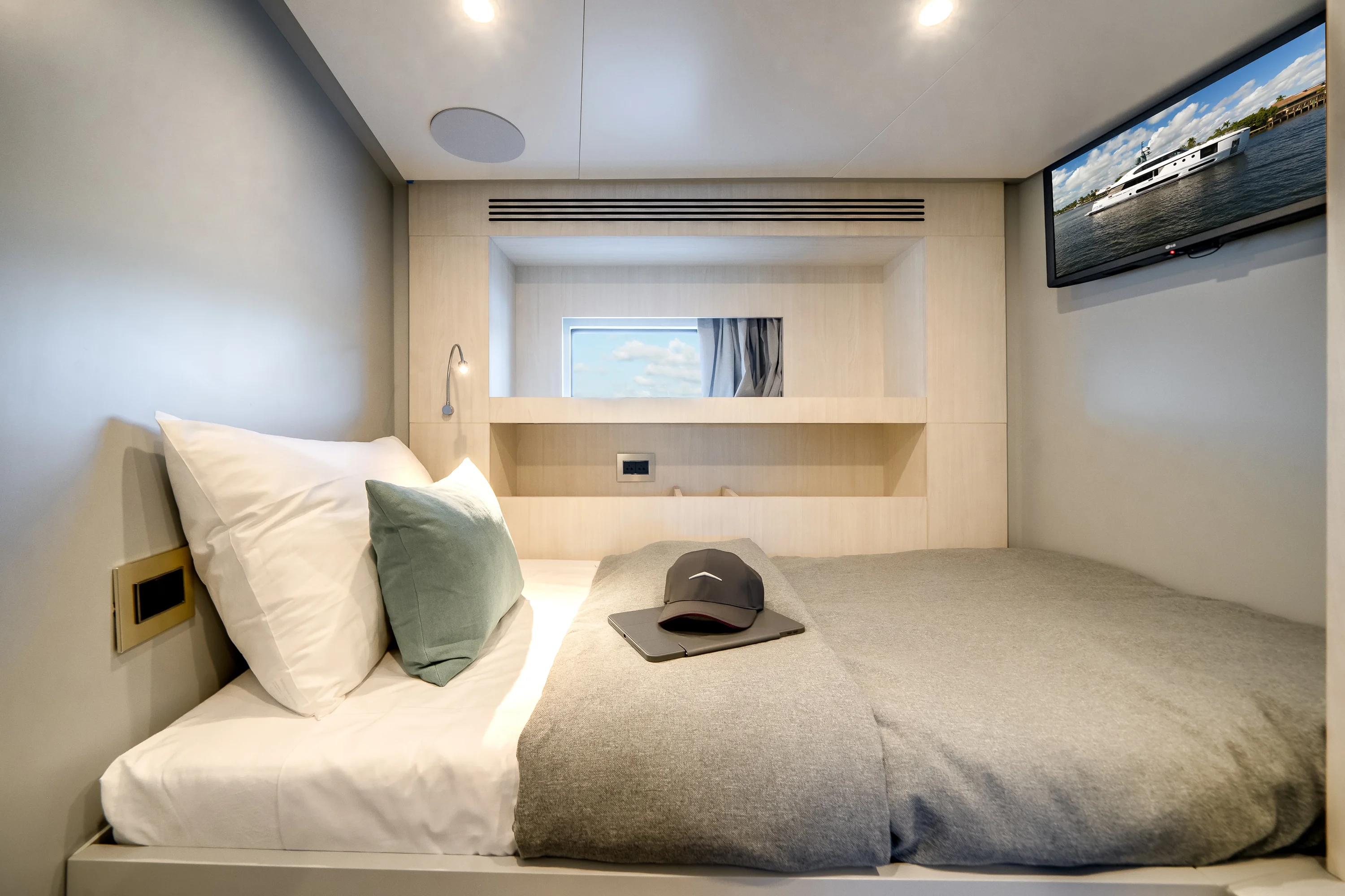 2026 Azimut Magellano 30M Image Thumbnail #94