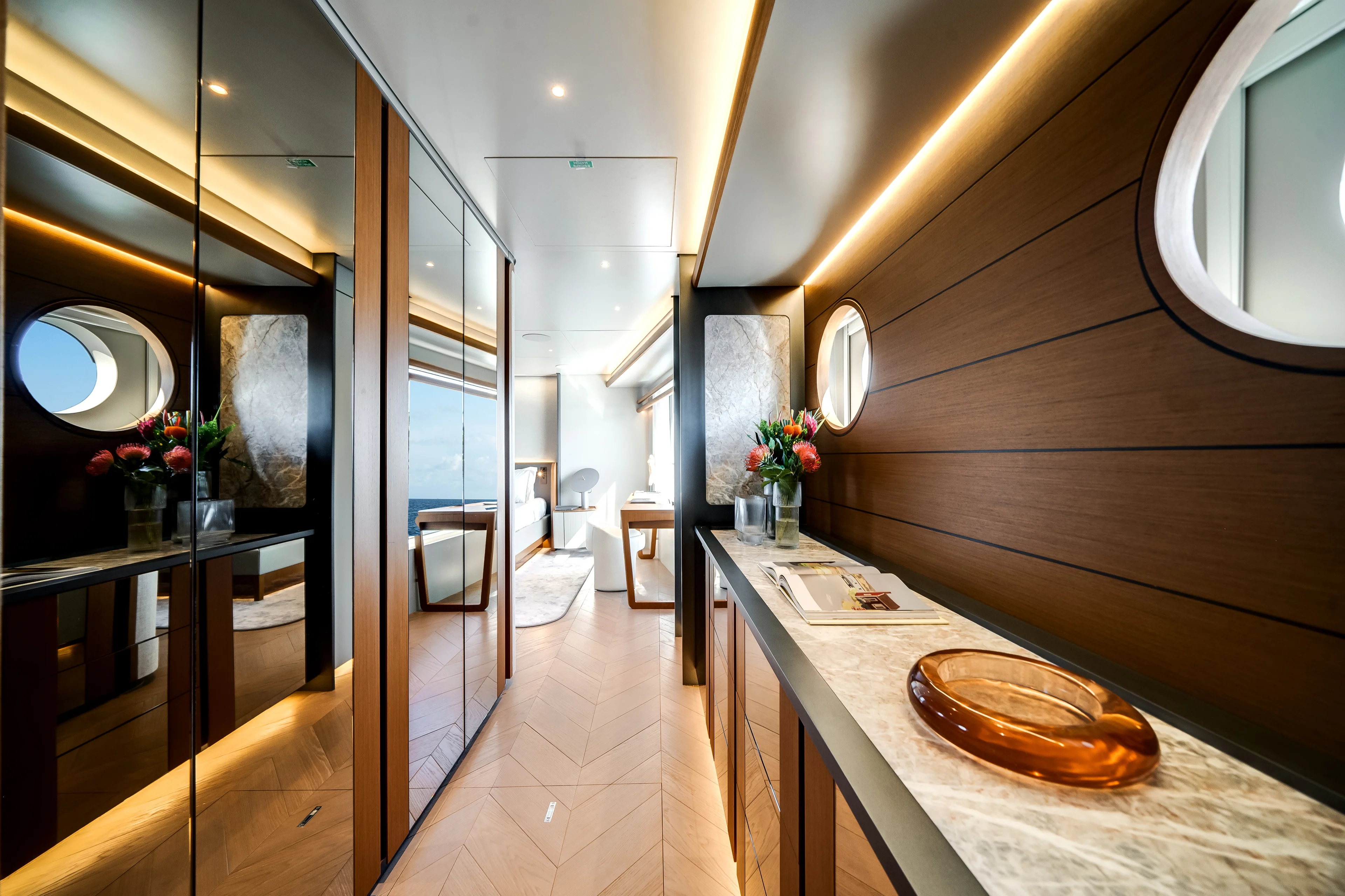 2026 Azimut Magellano 30M Image Thumbnail #18