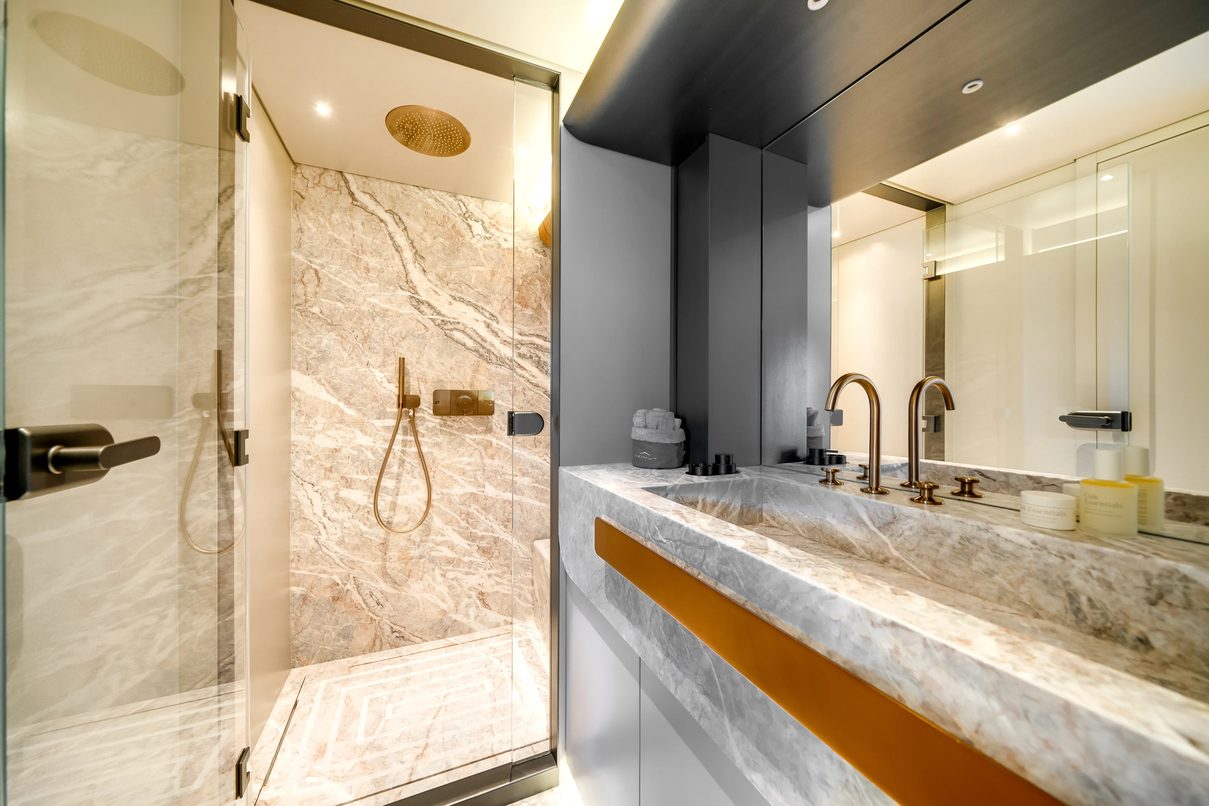 2026 Azimut Magellano 30M Image Thumbnail #25