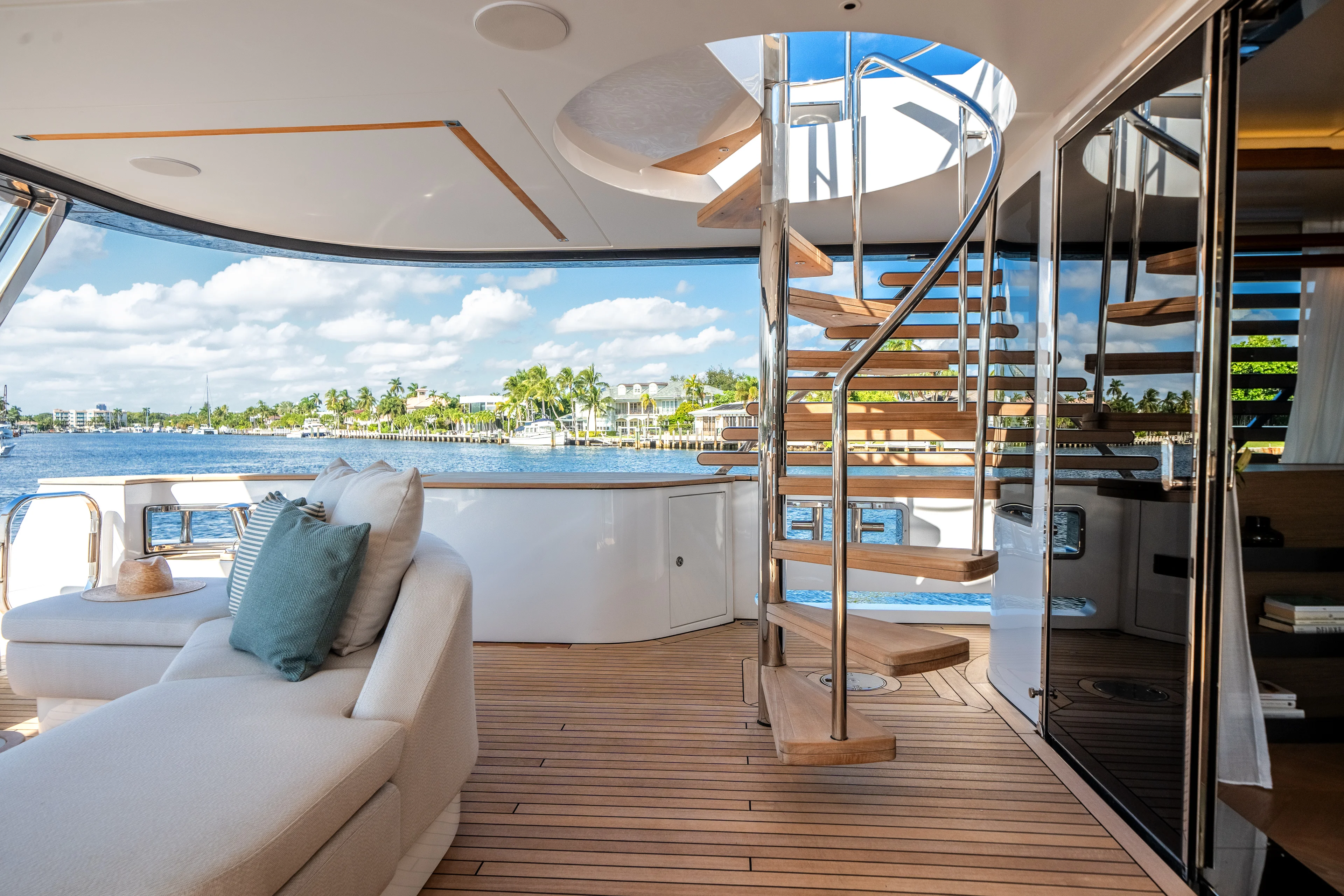 2026 Azimut Magellano 30M Image Thumbnail #43