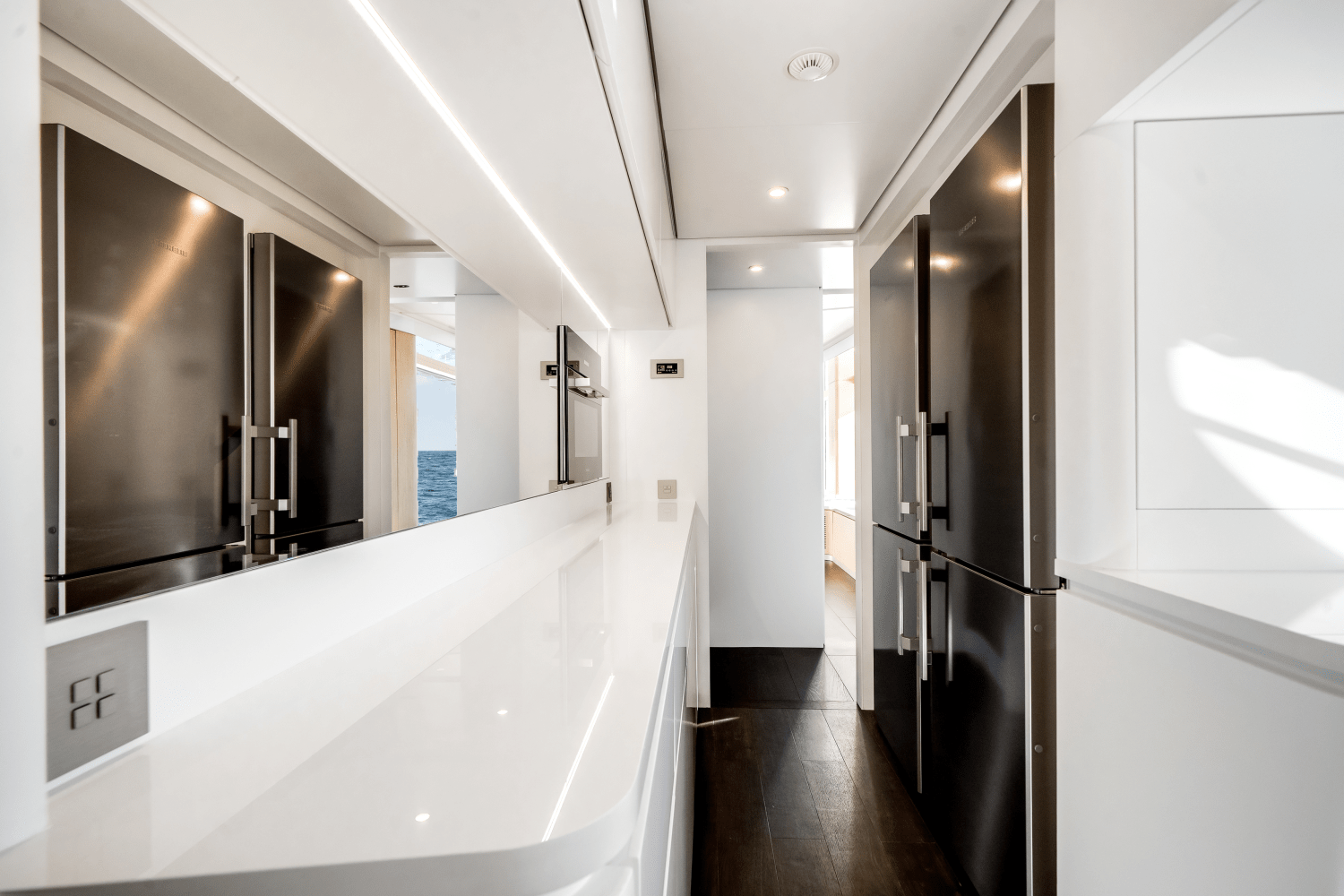 2026 Azimut Magellano 30M Image Thumbnail #57