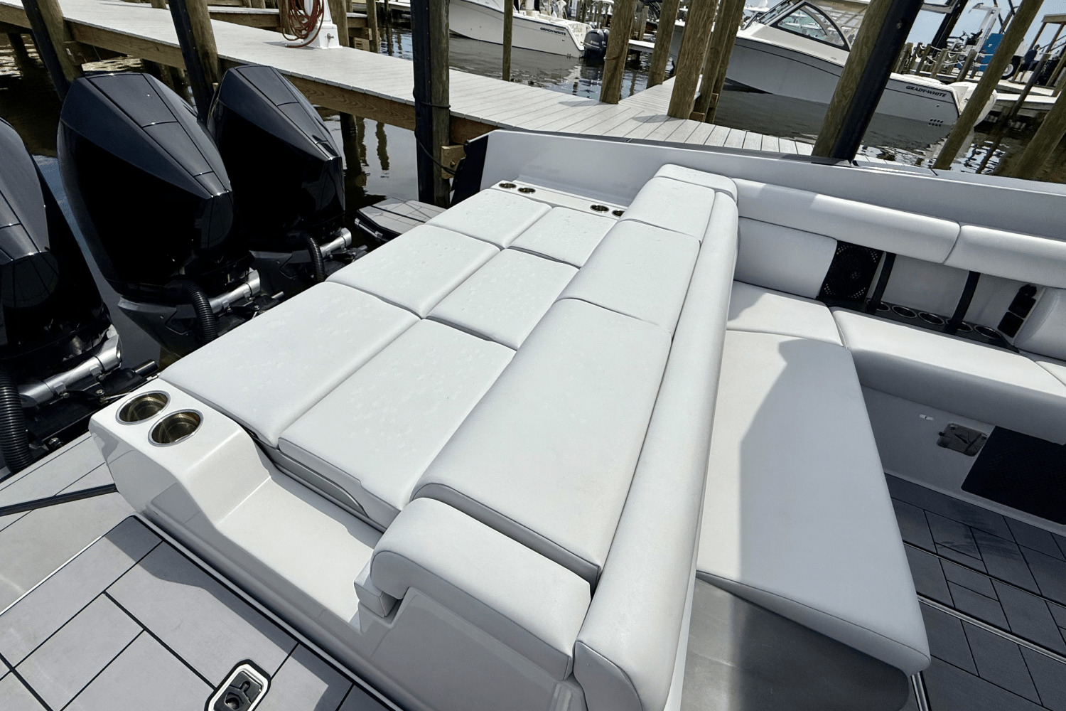 2023 Aviara AV36 Outboard Image Thumbnail #21