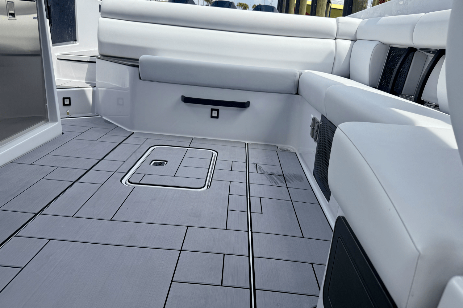 2023 Aviara AV36 Outboard Image Thumbnail #19