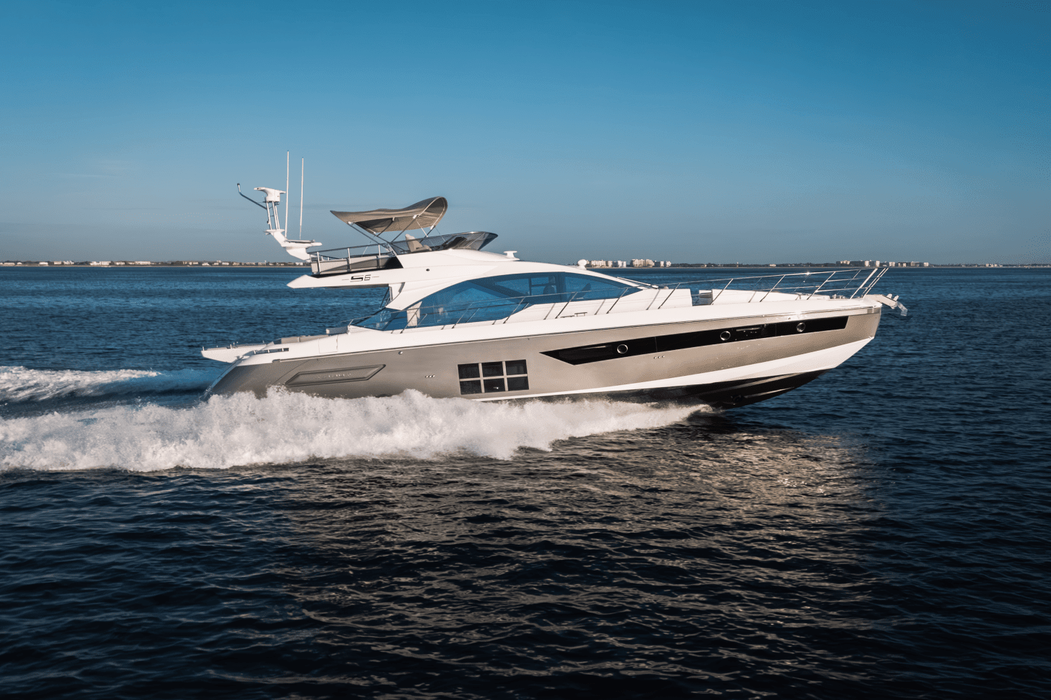 2025 Azimut
                                                             AZS6-SPORT FLY Image Thumbnail #3