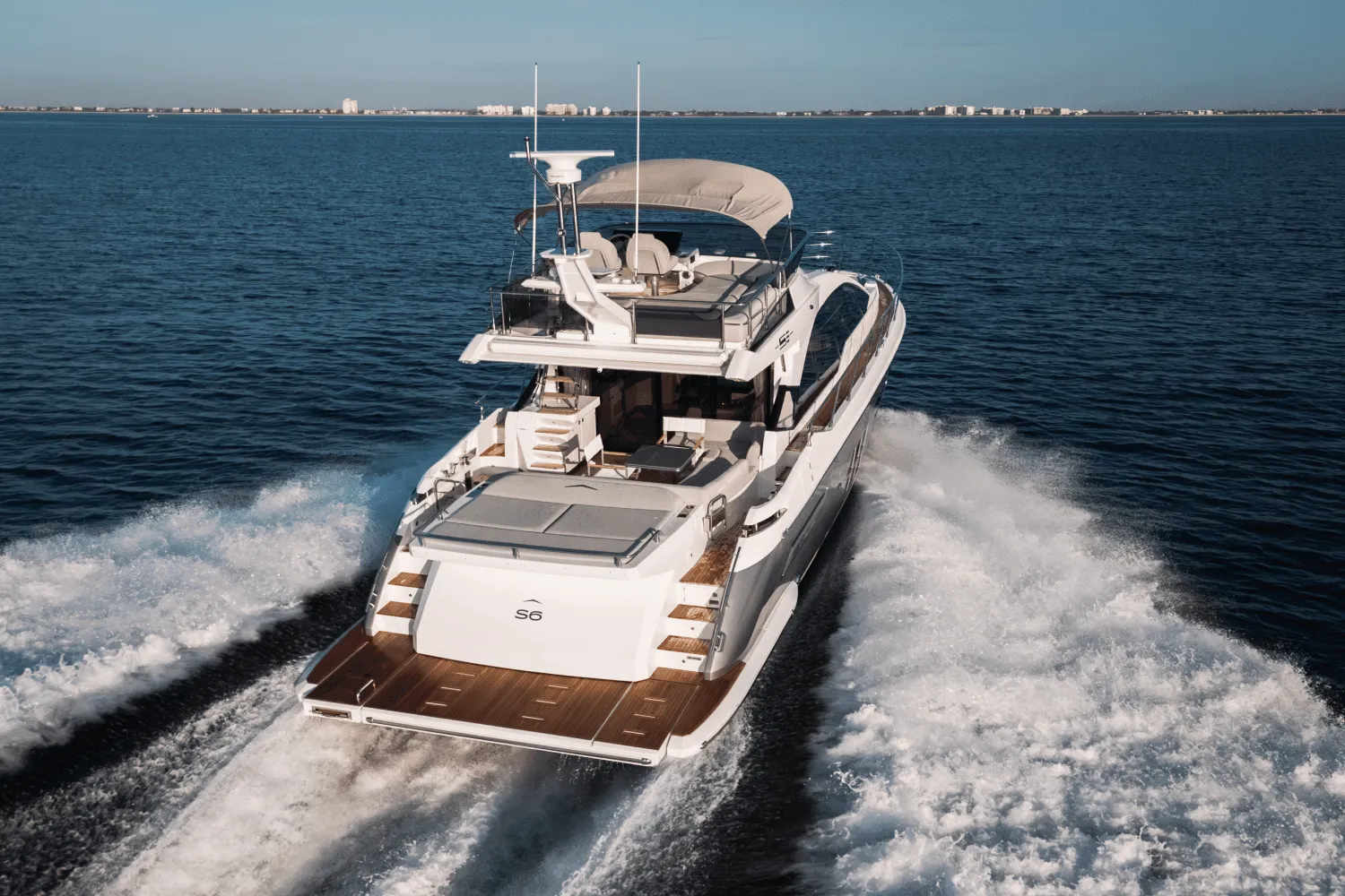 2025 Azimut S6 Image Thumbnail #4