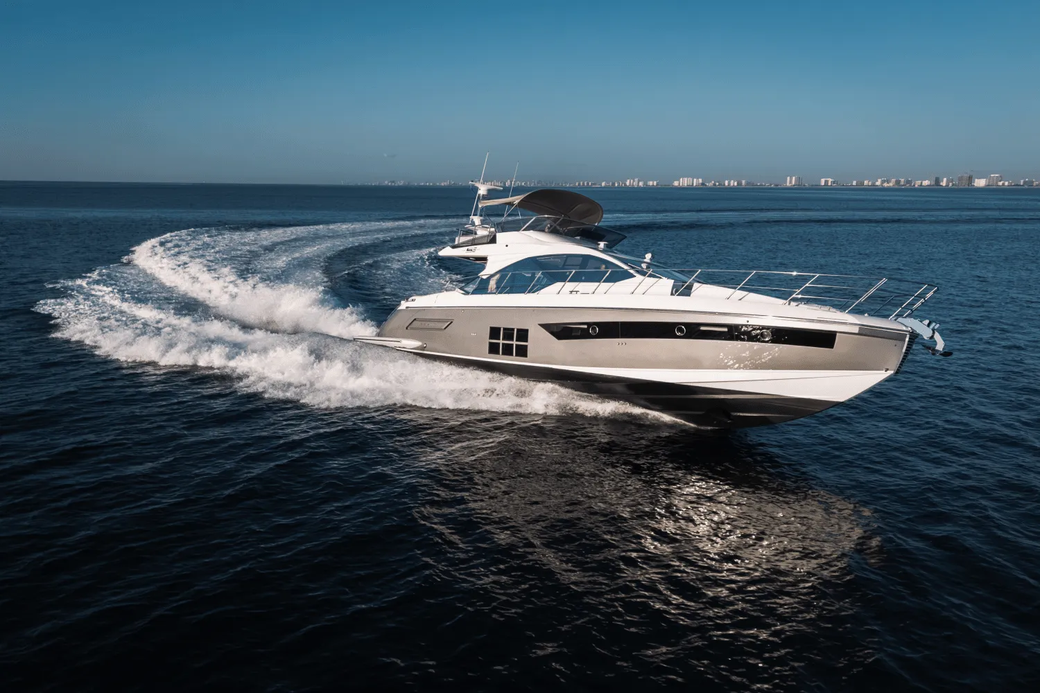 2025 Azimut S6 Image Thumbnail #2