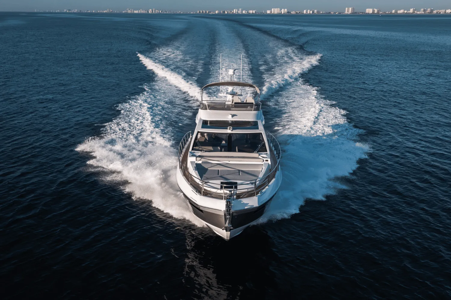 2025 Azimut S6 Image Thumbnail #1