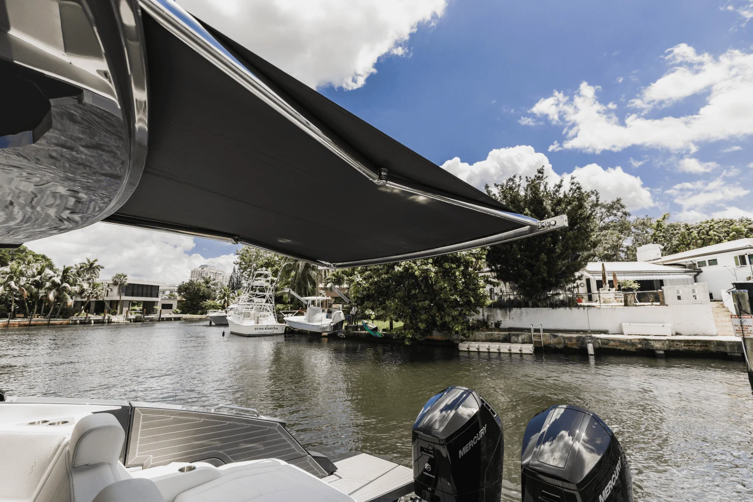 2023 Cruisers Yachts
                                                             42 GLS South Beach Outboard Image Thumbnail #44