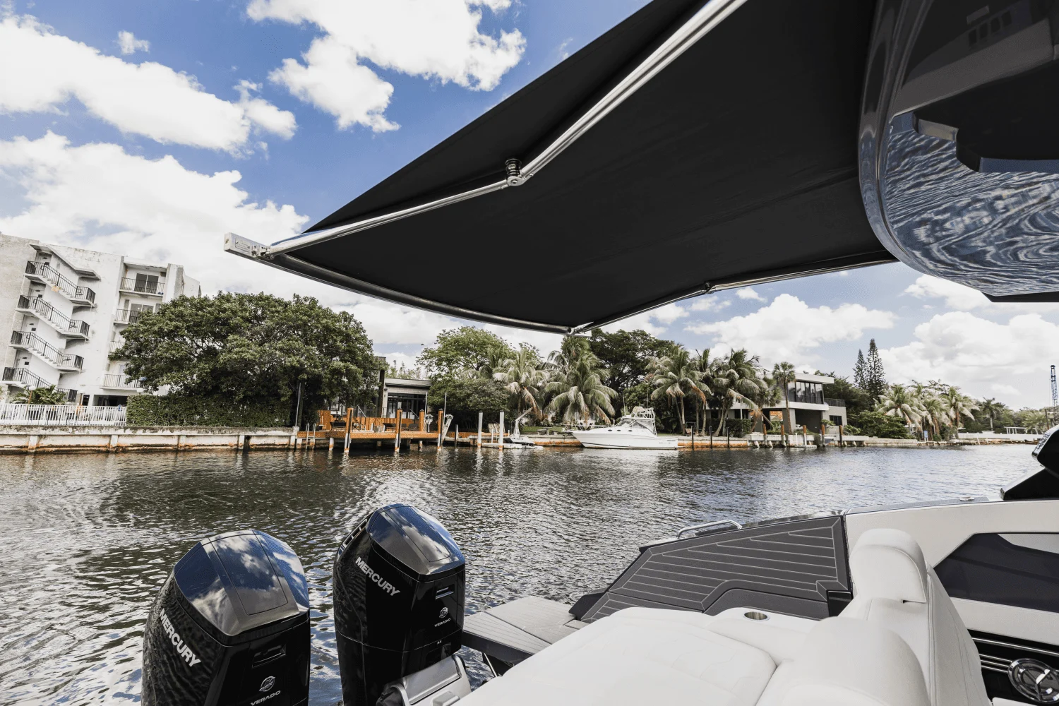 2023 Cruisers Yachts
                                                             42 GLS South Beach Outboard Image Thumbnail #45