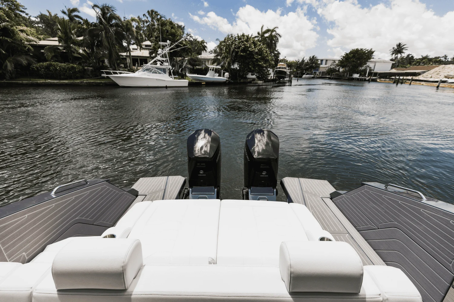 2023 Cruisers Yachts
                                                             42 GLS South Beach Outboard Image Thumbnail #49