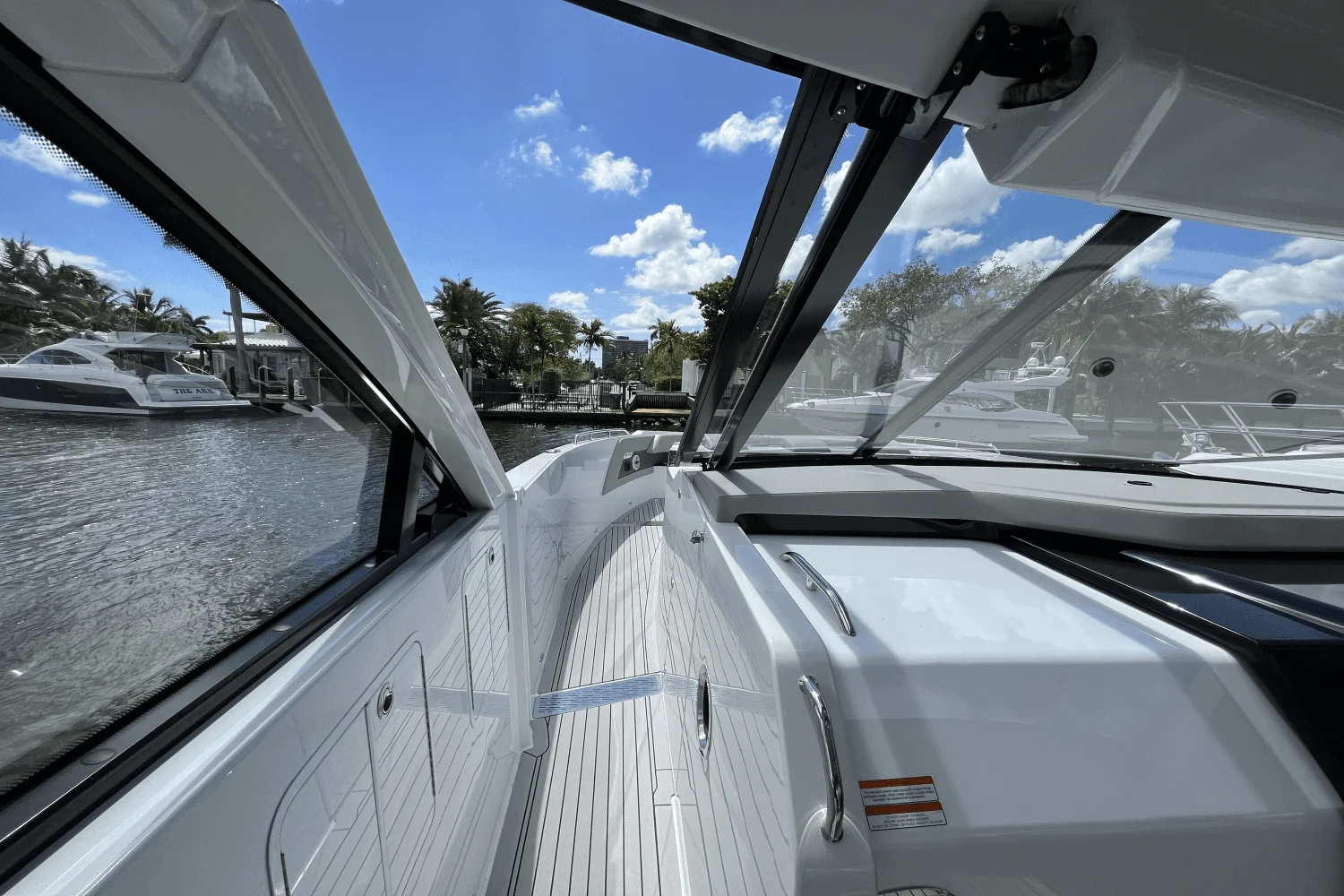 2023 Cruisers Yachts
                                                             50 GLS Outboard Image Thumbnail #24