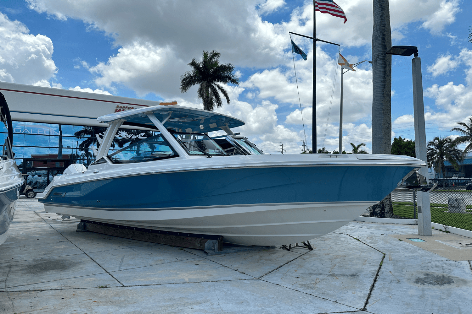 2023 Boston Whaler 280 Vantage MarineMax Pompano
