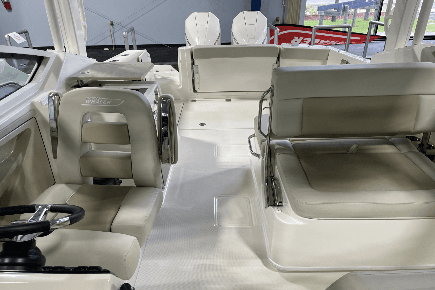 2023 Boston Whaler
                                                             280 Vantage Image Thumbnail #26