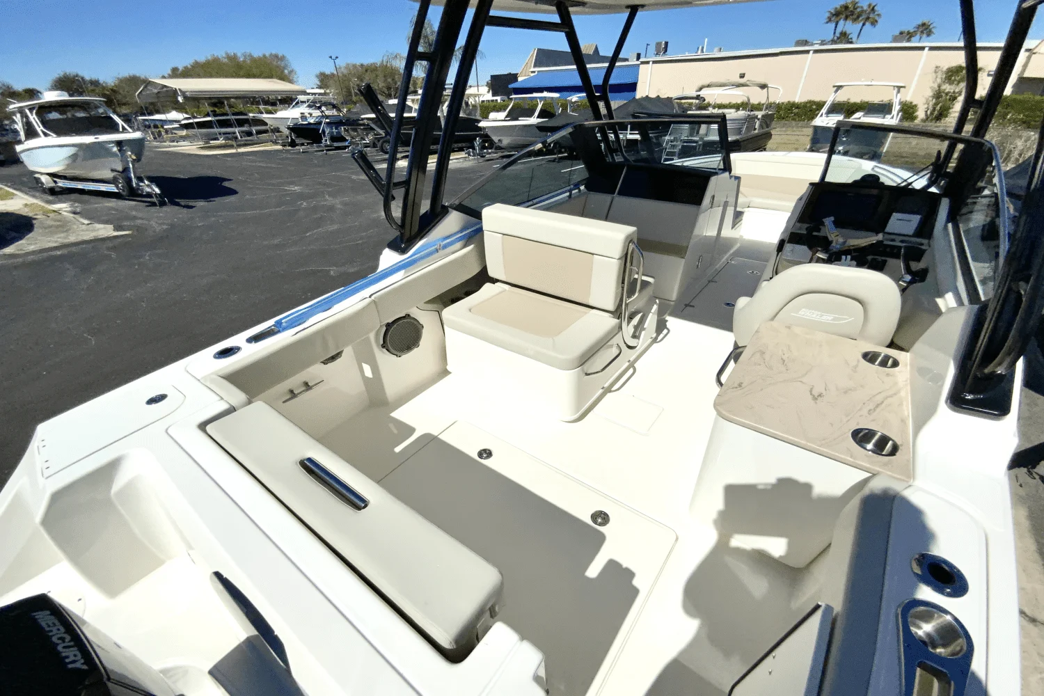 2023 Boston Whaler
                                                             240 Vantage Image Thumbnail #41