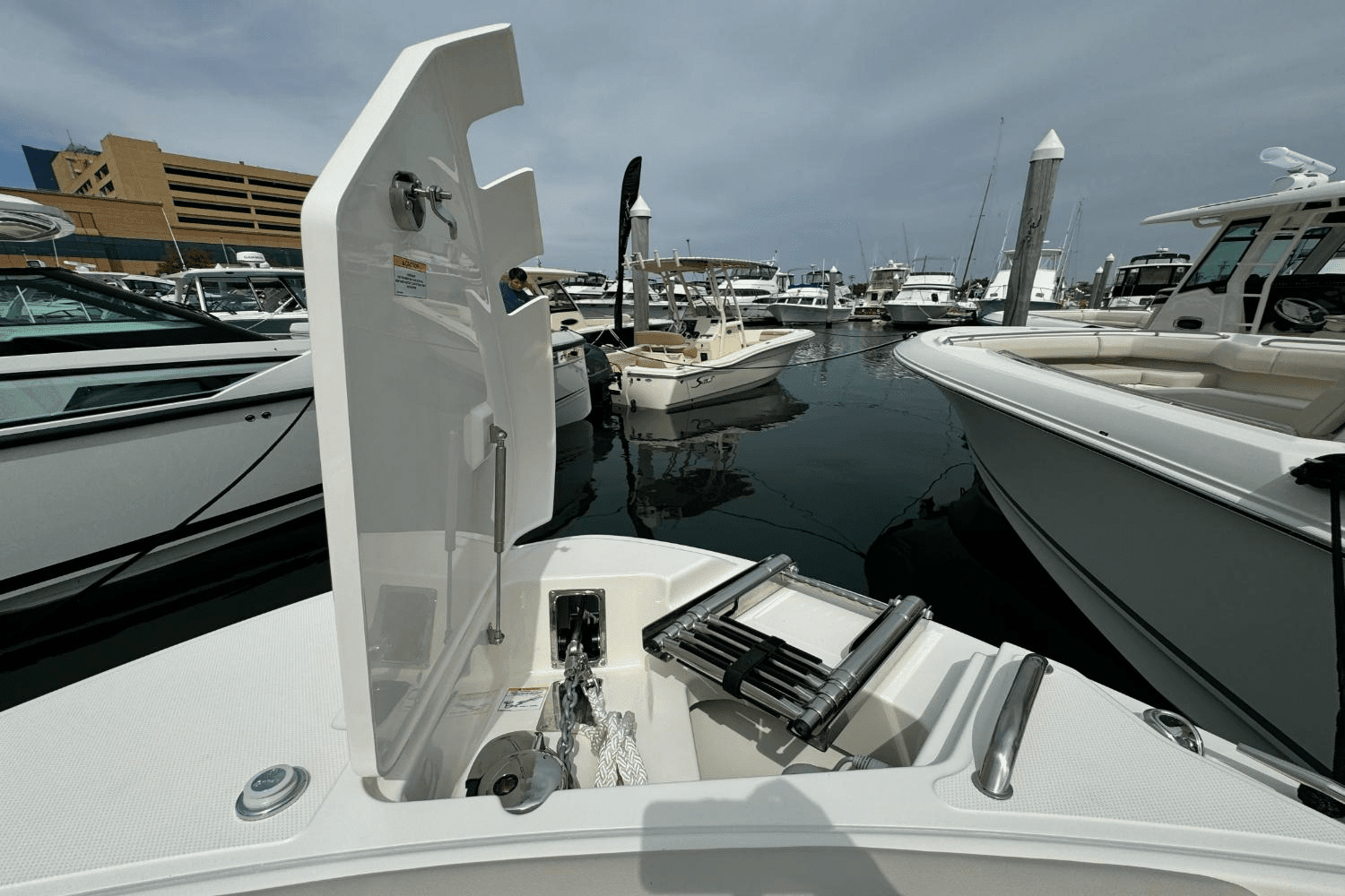 2025 Boston Whaler 240 Vantage Image Thumbnail #33