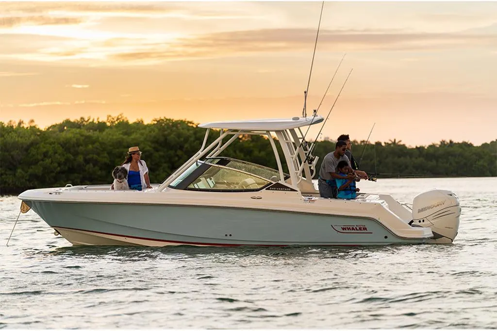 2025 Boston Whaler 240 Vantage Image Thumbnail #37