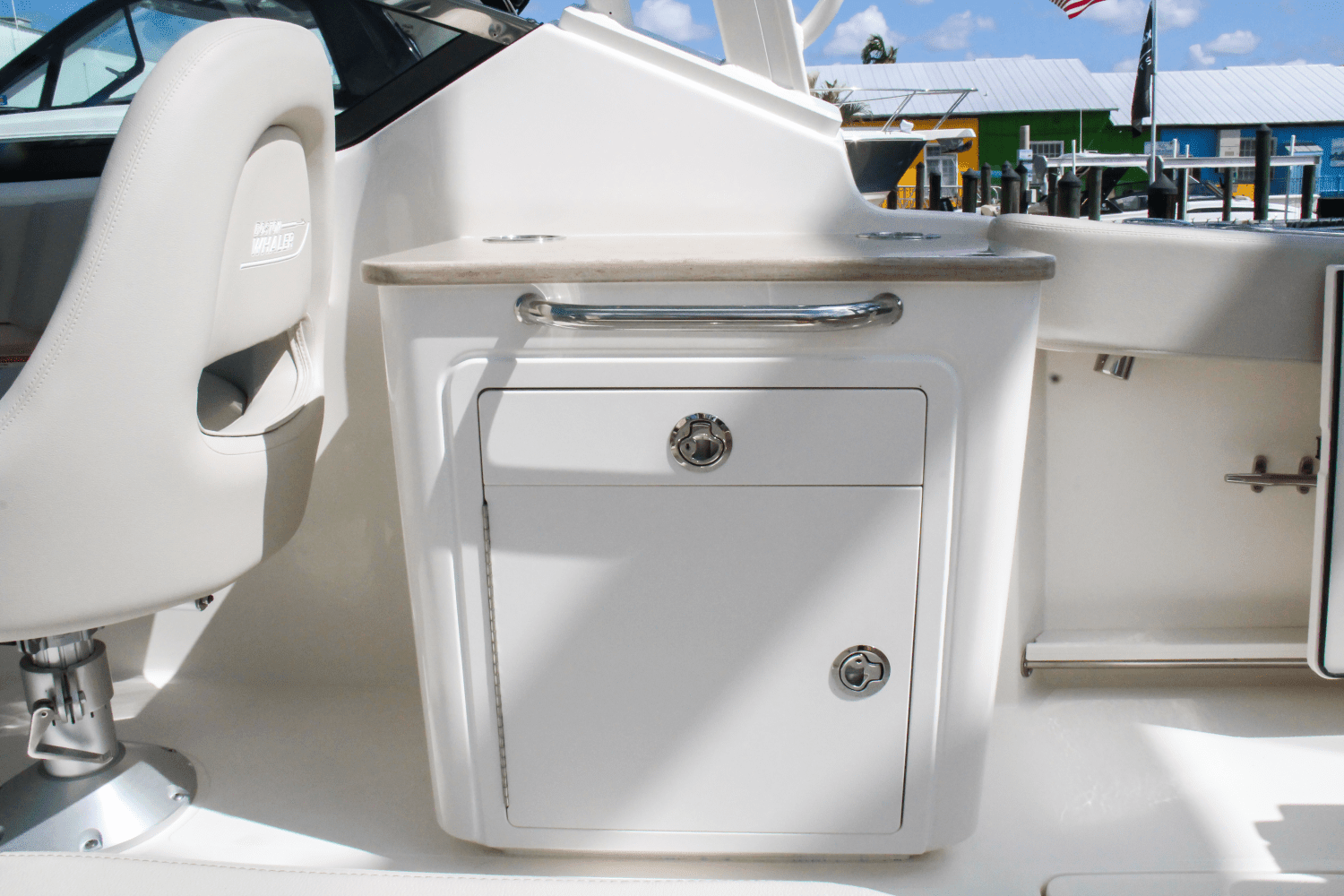 2025 Boston Whaler 240 Vantage Image Thumbnail #23