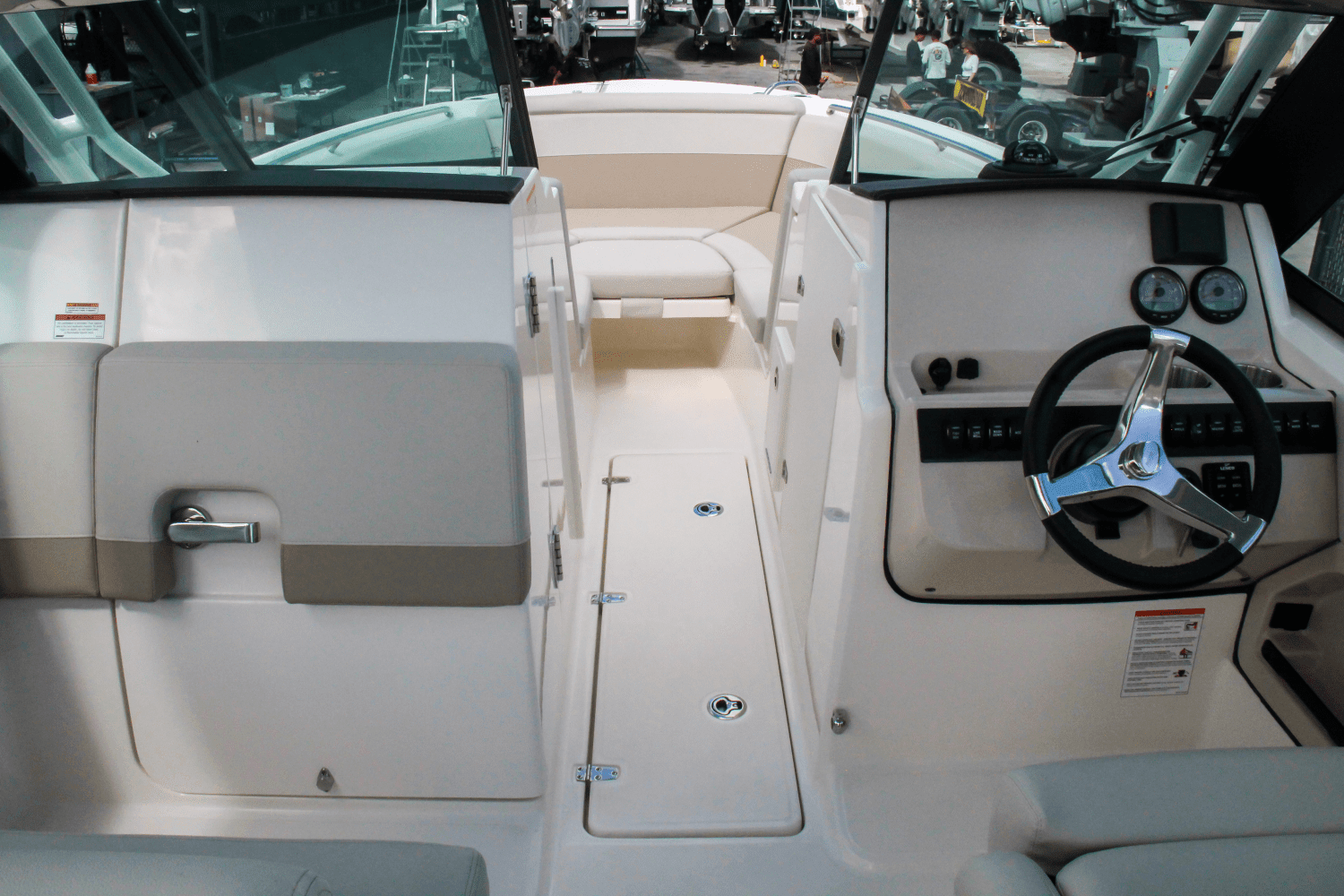 2025 Boston Whaler 240 Vantage Image Thumbnail #29