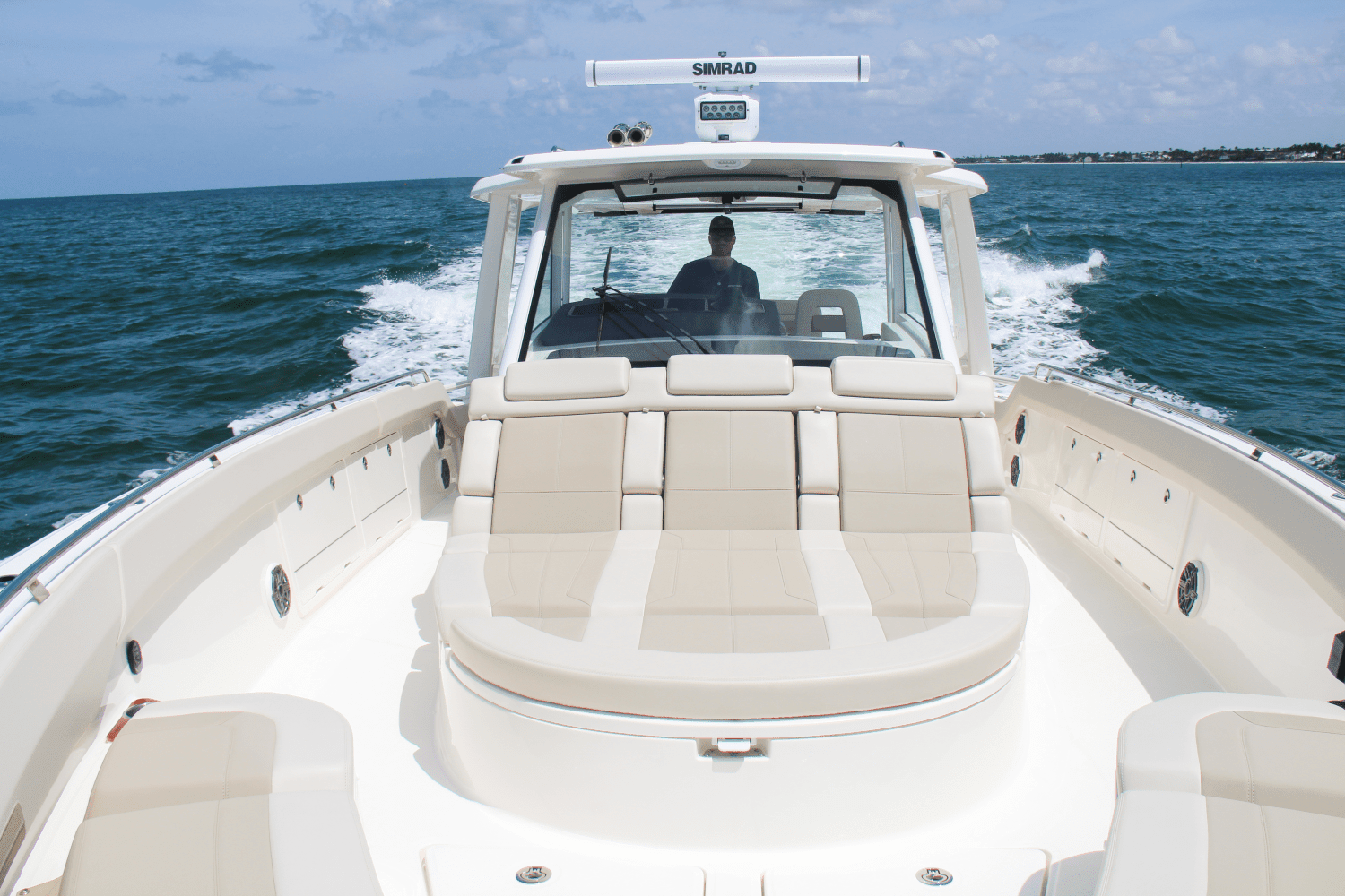 2024 Boston Whaler 420 Outrage Image Thumbnail #42