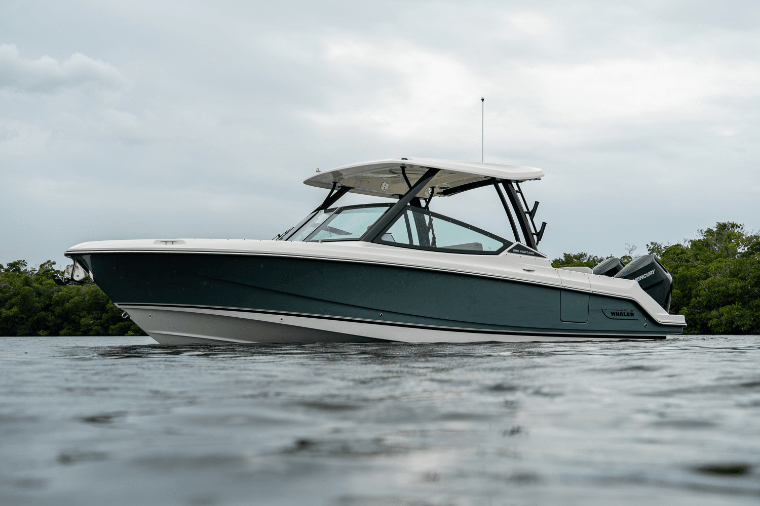 2024 Boston Whaler 280 Vantage Image Thumbnail #27