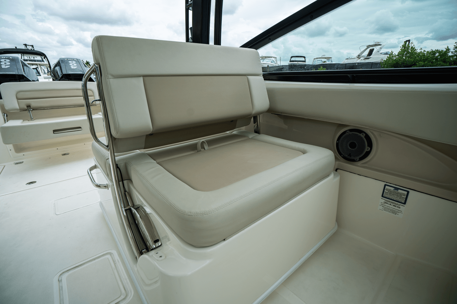 2024 Boston Whaler 280 Vantage Image Thumbnail #17