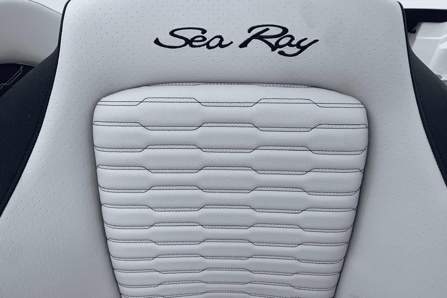 2023 Sea Ray
                                                             SPX 230 Image Thumbnail #20