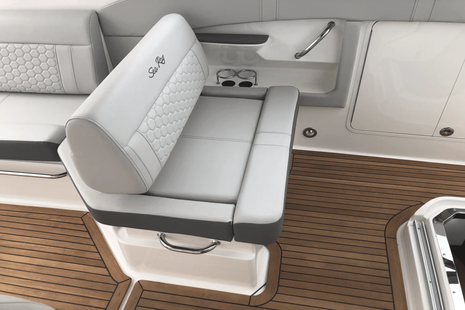 2023 Sea Ray
                                                             Sundancer 320 Outboard Image Thumbnail #21