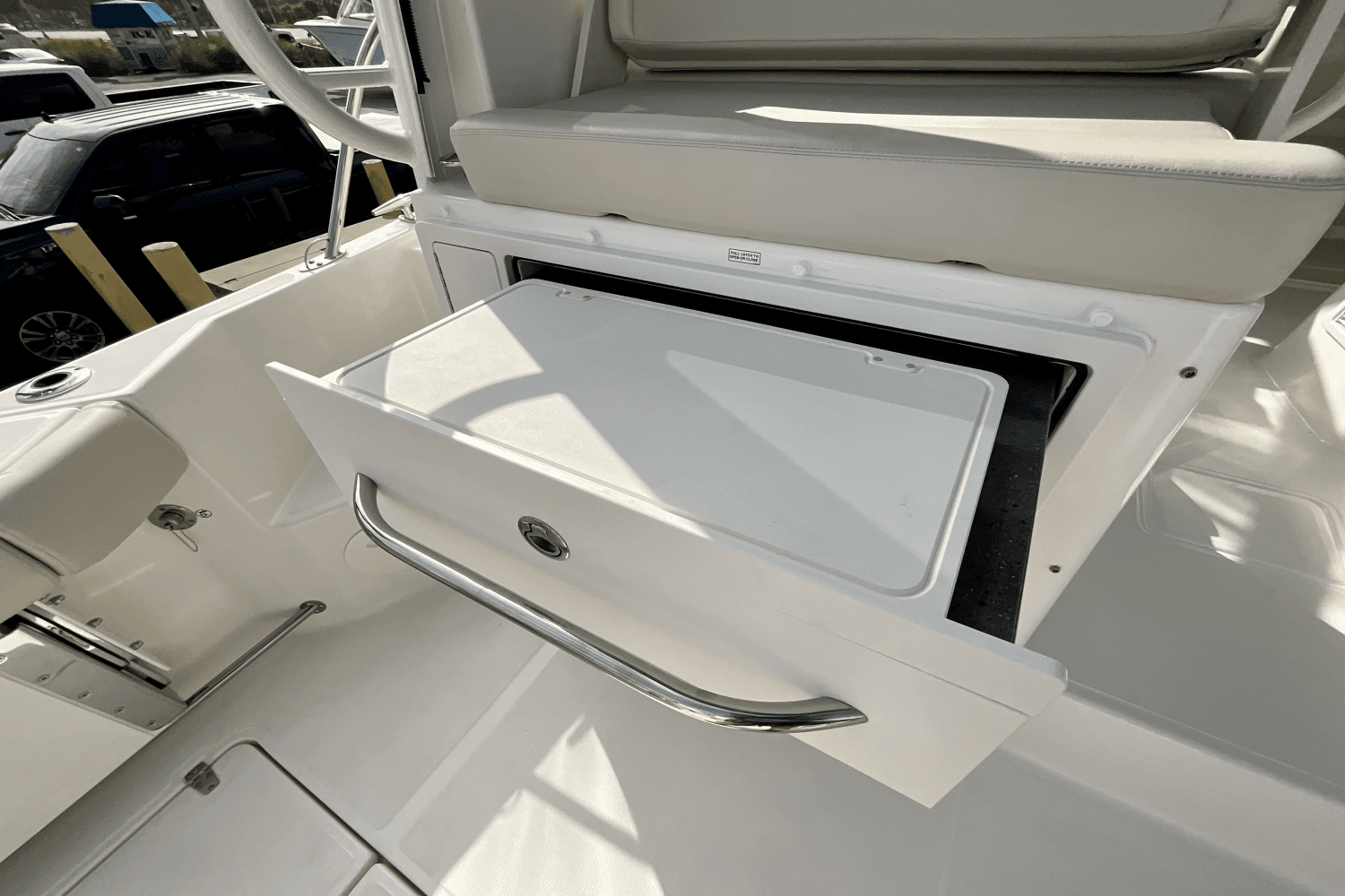 2024 Boston Whaler 325 Conquest Image Thumbnail #15